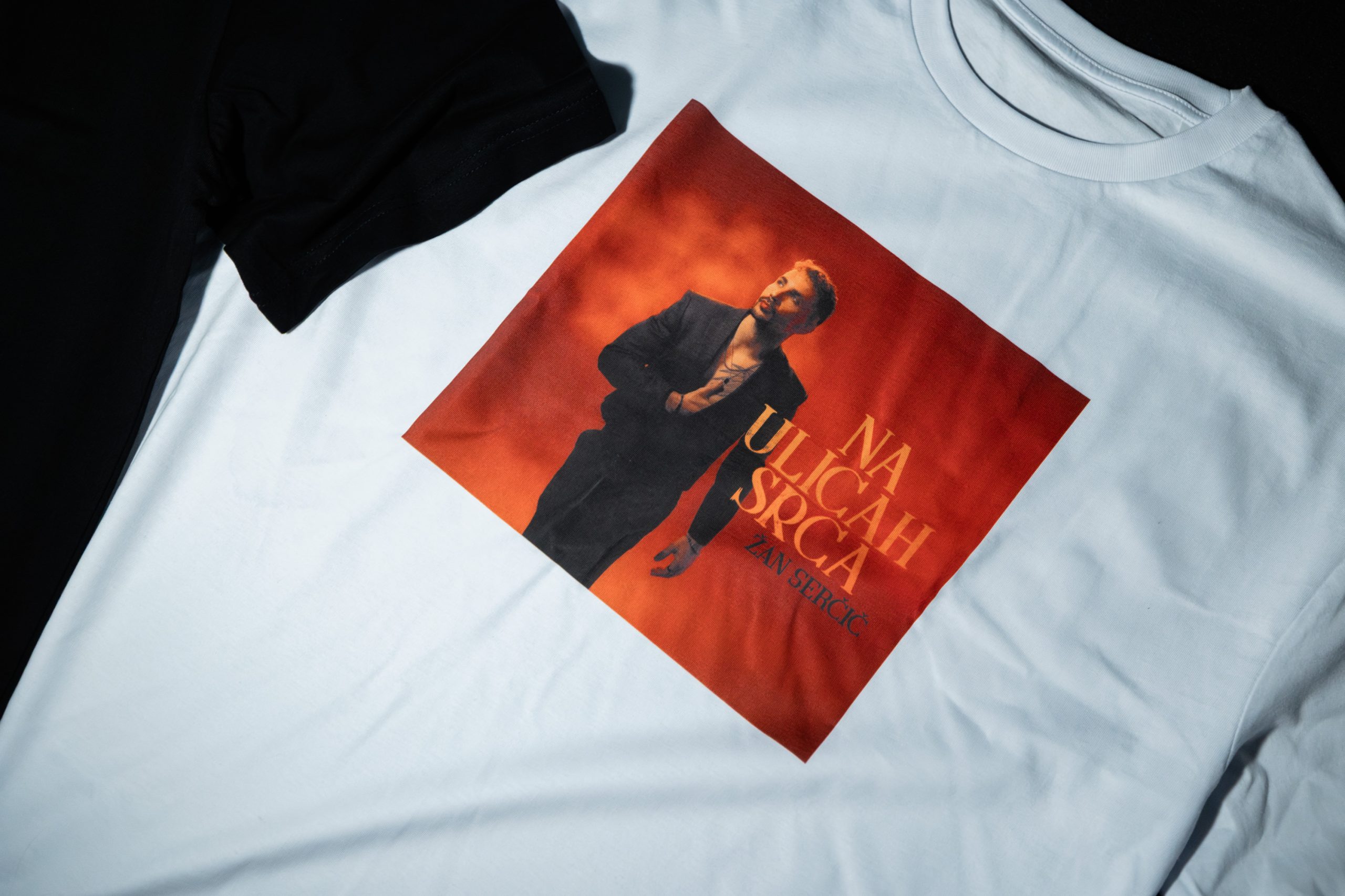 T-SHIRT BELI NA ULICAH SRCA (Album Release - Limited Edition) - slika 7